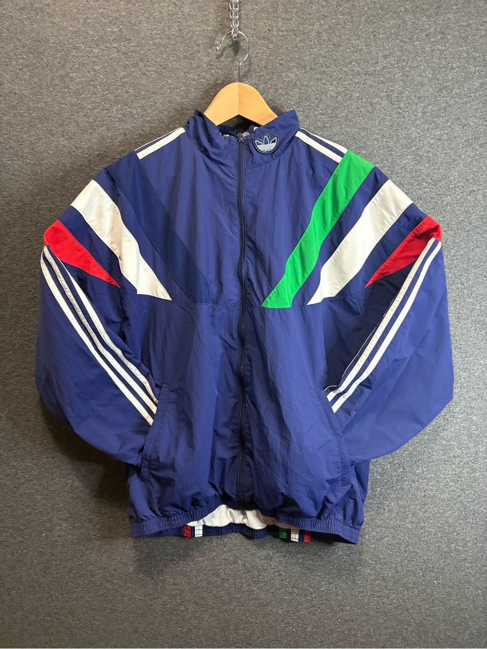 VTG 90’s Style adidas Navy Windbreaker Jacket with Green, Red & White Accents